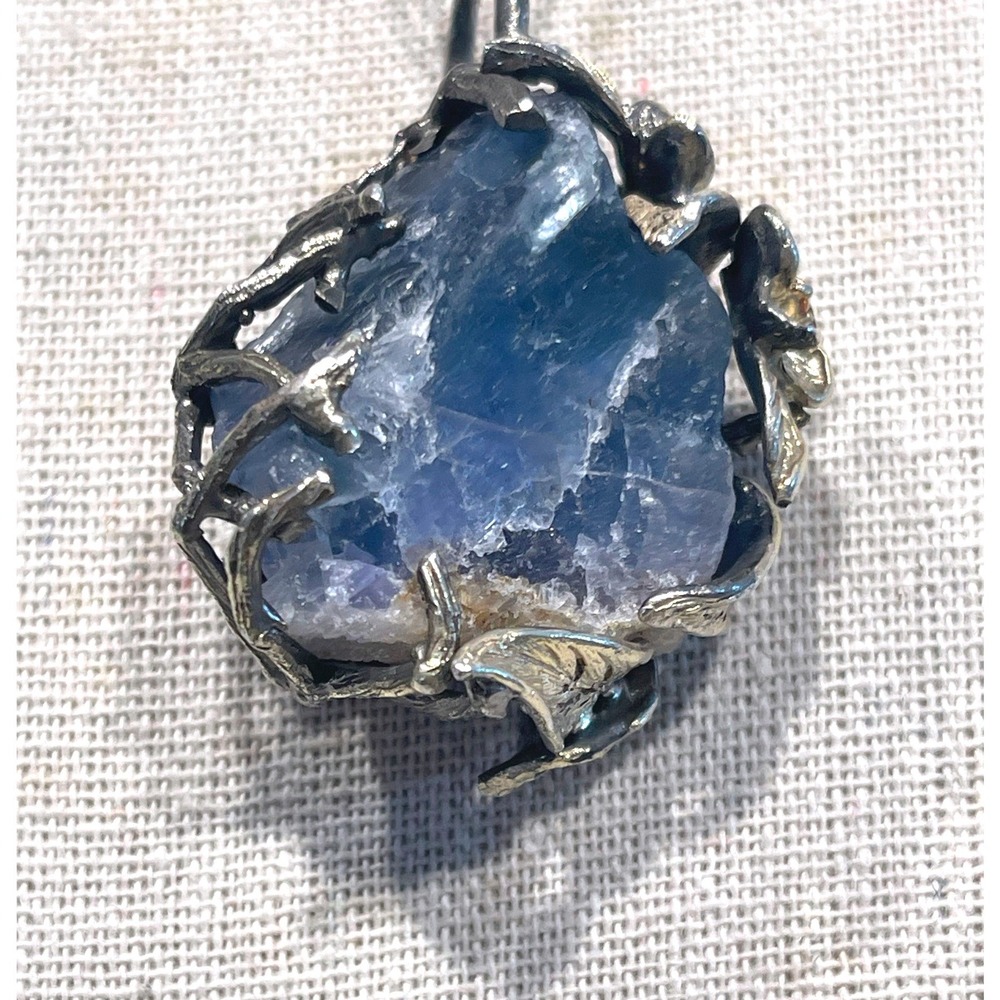 Large Raw Blue Quartz Sterling Silver Pendant‎ Necklace 925 Artisan Leaf Vine